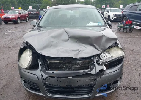 2008 Volkswagen Jetta Wolfsburg z USA, uszkodzony, nr VIN 3VWRJ71K98M152510